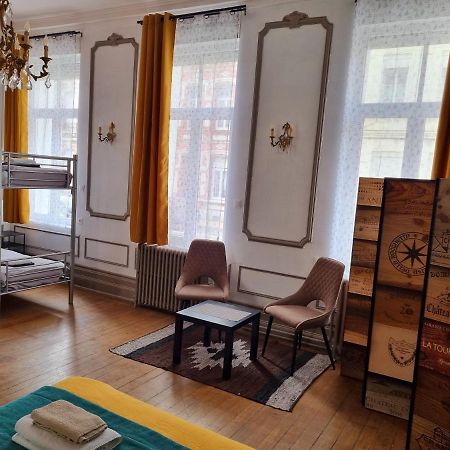 Les Appartements Fenelon Le Cateau-Cambresis Екстериор снимка