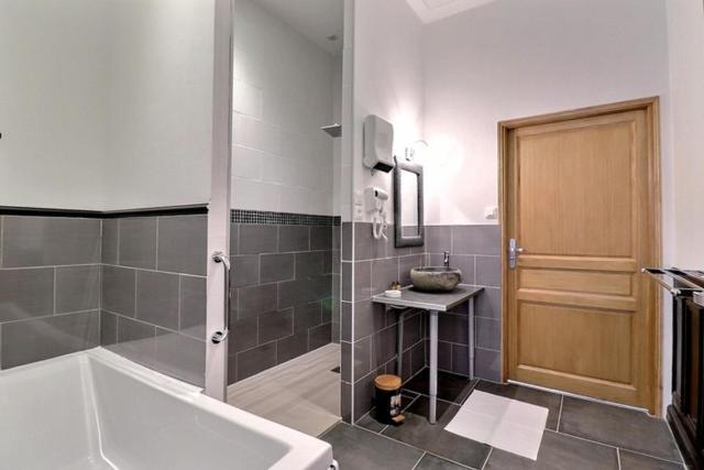 Les Appartements Fenelon Le Cateau-Cambresis Екстериор снимка