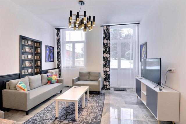 Les Appartements Fenelon Le Cateau-Cambresis Екстериор снимка