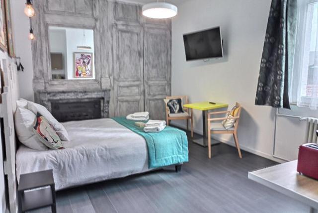 Les Appartements Fenelon Le Cateau-Cambresis Екстериор снимка