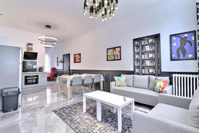 Les Appartements Fenelon Le Cateau-Cambresis Екстериор снимка