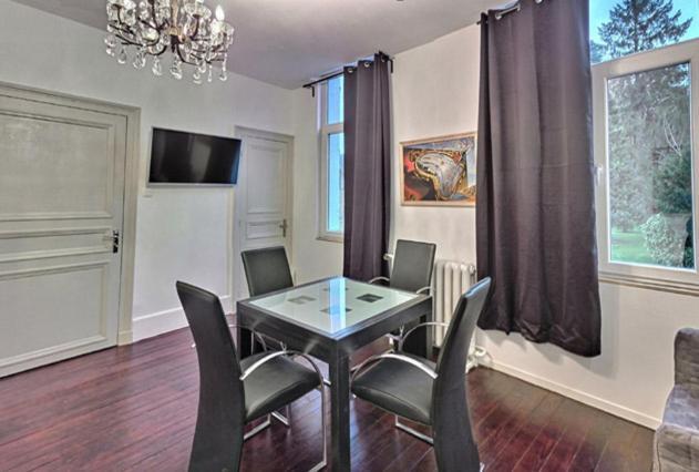 Les Appartements Fenelon Le Cateau-Cambresis Екстериор снимка