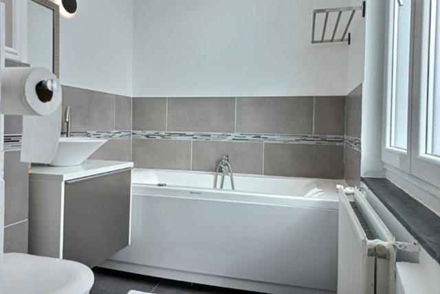 Les Appartements Fenelon Le Cateau-Cambresis Екстериор снимка